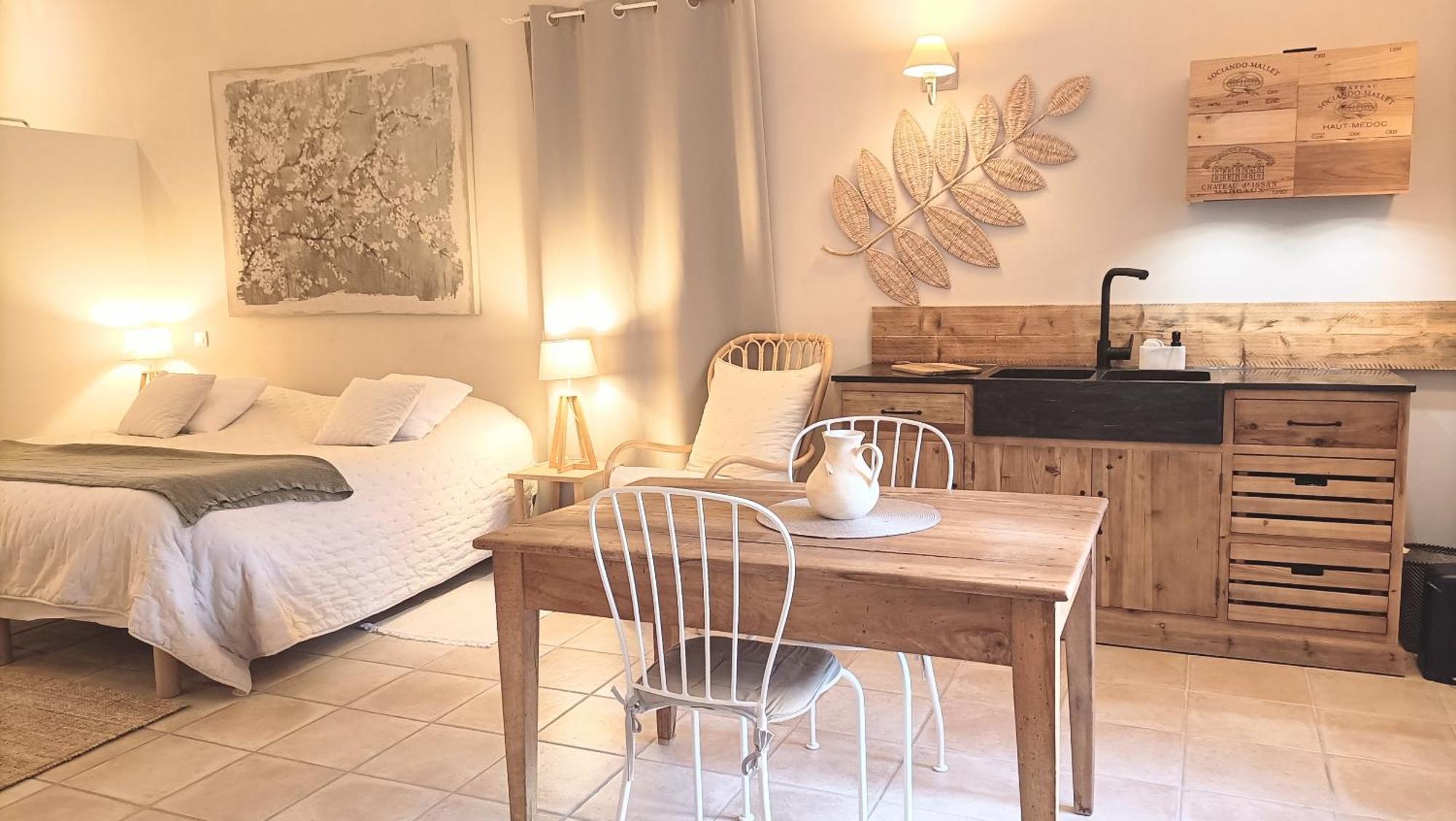 La Ferme Les Eybrachas Hotel Réauville Quarto foto